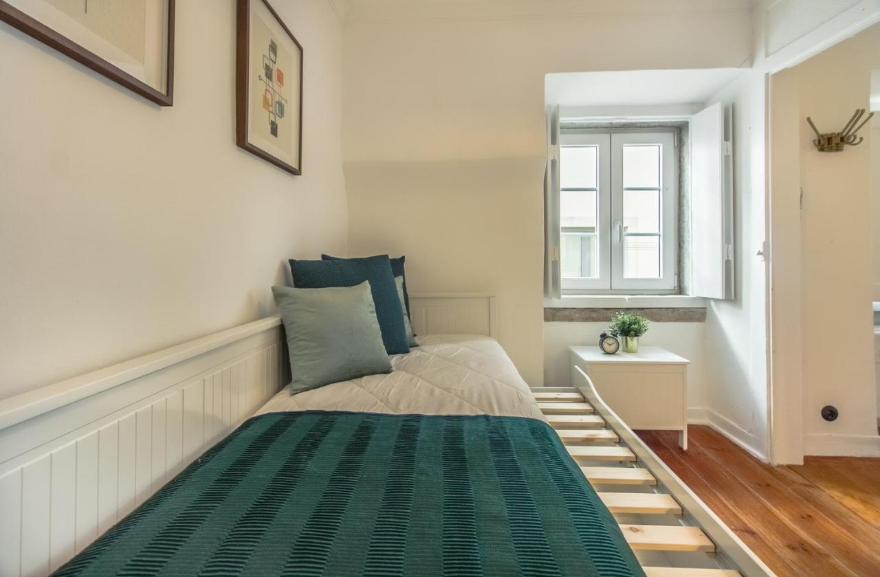 Unique And Stylish Flat In Historic Lisbon Apartment Luaran gambar